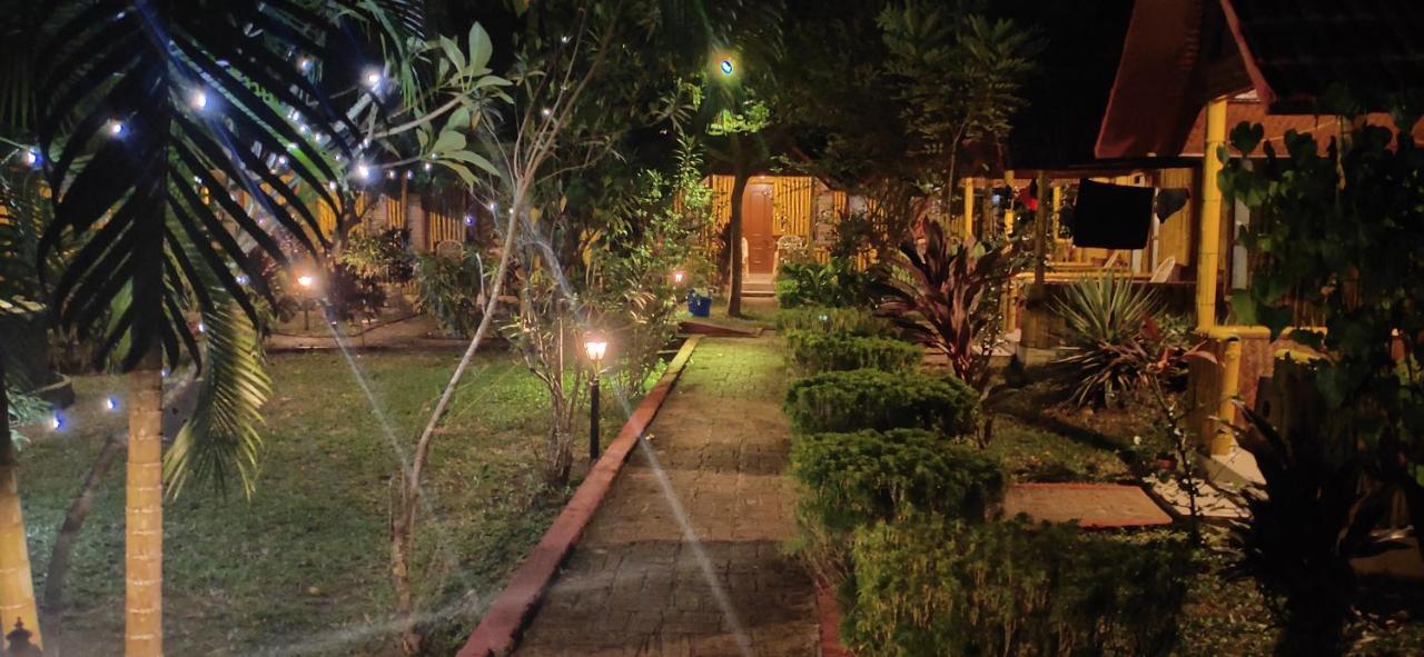 Savithri Inn Cottage Varkala Dış mekan fotoğraf