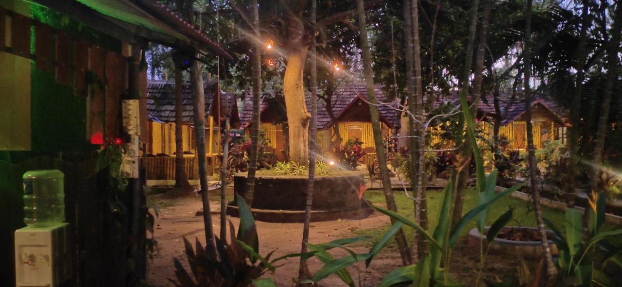 Savithri Inn Cottage Varkala Dış mekan fotoğraf