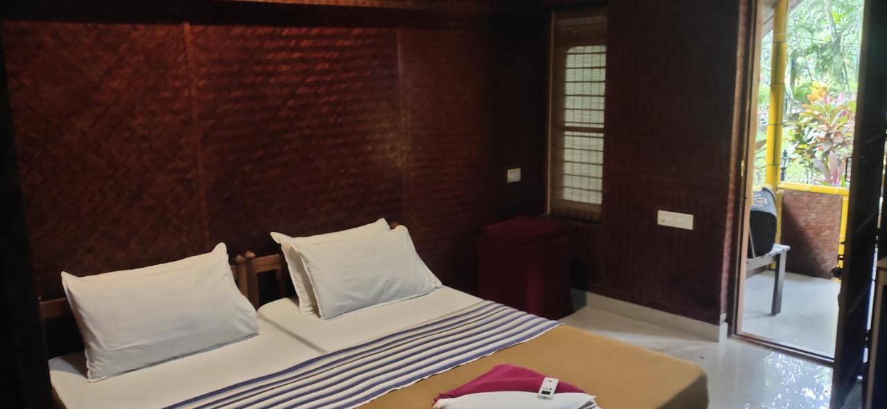 Savithri Inn Cottage Varkala Dış mekan fotoğraf