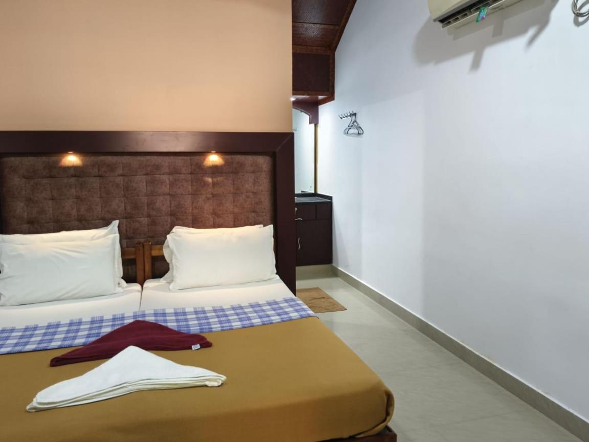 Savithri Inn Cottage Varkala Dış mekan fotoğraf