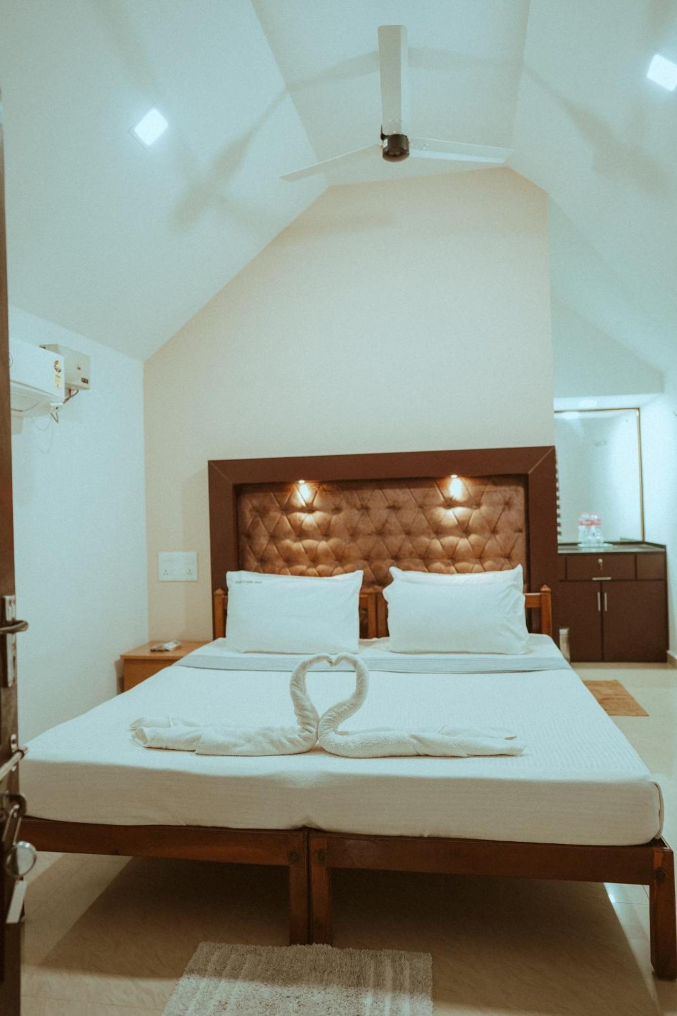 Savithri Inn Cottage Varkala Oda fotoğraf